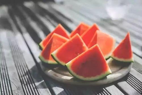 吃瓜震惊程度,揭秘娱乐圈吃瓜震惊背后的惊人真相